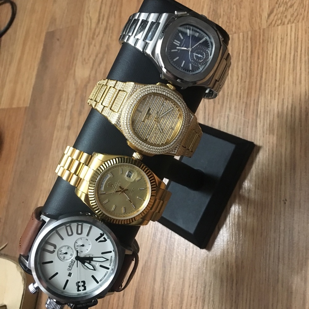 Watch stand